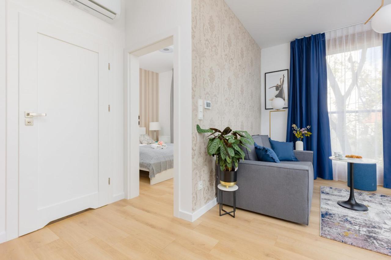 Srodmiescie Bonifraterska By Renters Appartement Warschau